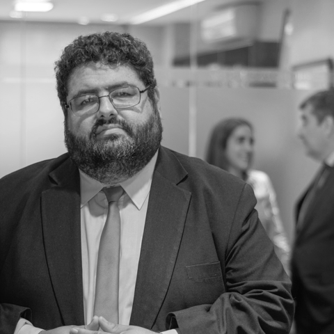 Maximiliano Calderón